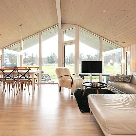 6 Person Holiday In Lb K * Ålbæk
